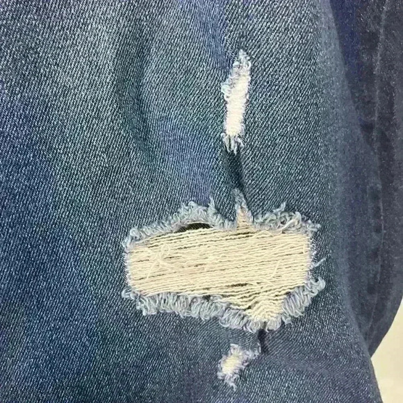 Lane Bryant Women’s Jeans Size 28L Distressed Dark Wash Signature Fit Straight - Picture 4 of 13